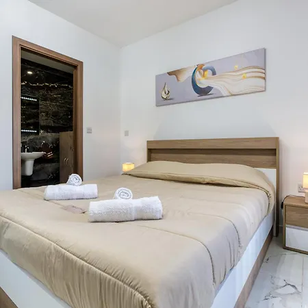 Brand New-2 Bedrooms Flat Διαμέρισμα *
