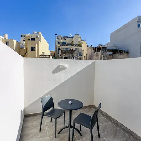 Brand New-2 Bedrooms Flat Διαμέρισμα