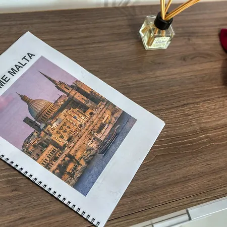 Διαμέρισμα Brand New-2 Bedrooms Flat