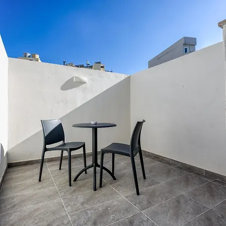 Brand New-2 Bedrooms Flat Appartement Gzira