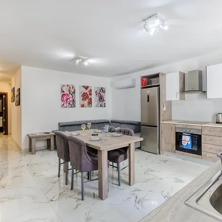 Brand New-2 Bedrooms Flat Gżira
